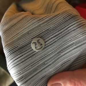 Are my lululemon fake? DO NOT BUY